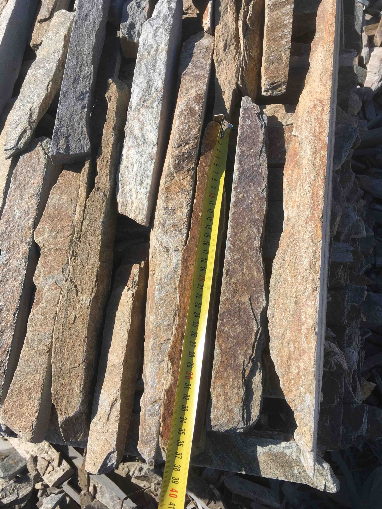 Горбушка златолит мультиколор для облицовки купить в Туапсе