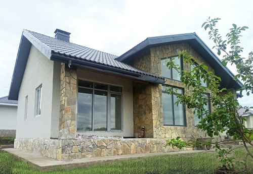 Плитняк златолит Уральский  для фасада купить в Туапсе