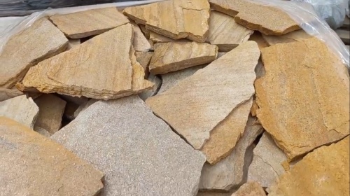 Плитняк златолит жёлтый для цоколя купить в Туапсе