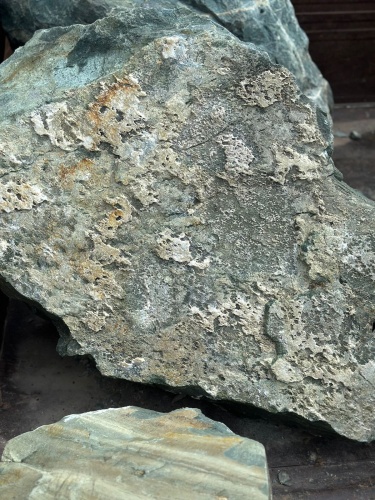 Ландшафтные глыбы зелёные 200-500 килограмм купить в Туапсе