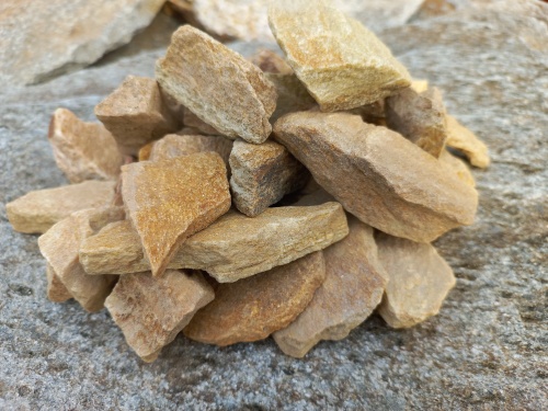 Златолит жёлтый декоративная каменная крошка купить в Туапсе